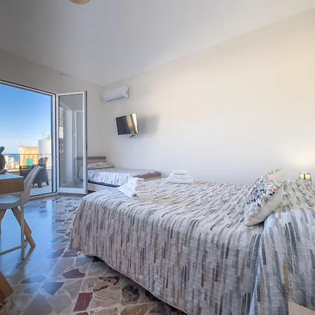 Ponente & Maestro Favignana