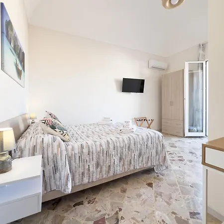 Ponente & Maestro Bed & Breakfast *