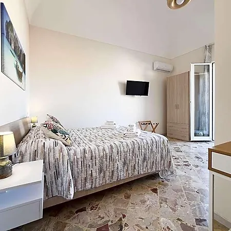 Ponente&maestro Bed & Breakfast Favignana